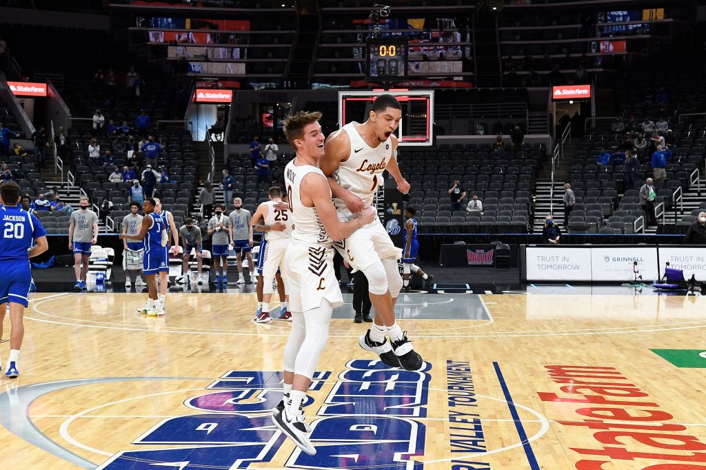 Loyola Chicago punches their ticket to the Big Dance after defeating Drake 75-65 in the MVC Championship